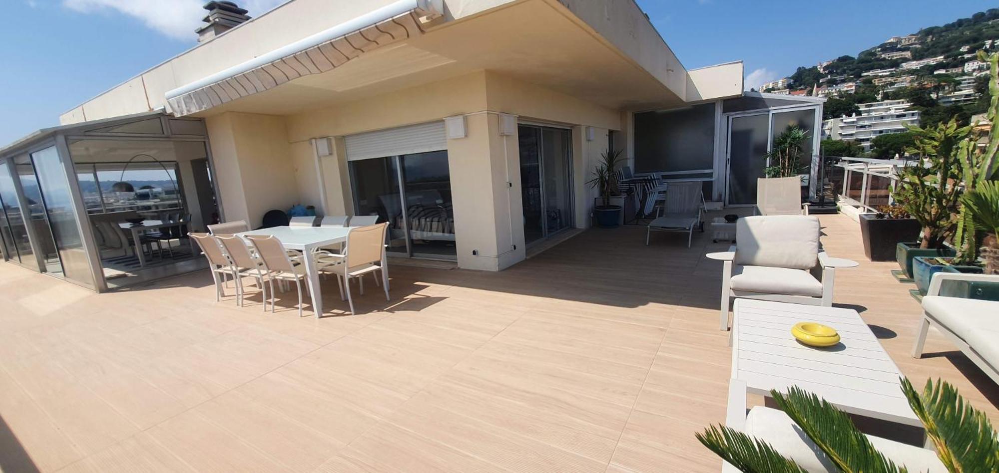 Villa Sur Le Toit - Vue Mer Exceptionnelle คานส์ ภายนอก รูปภาพ