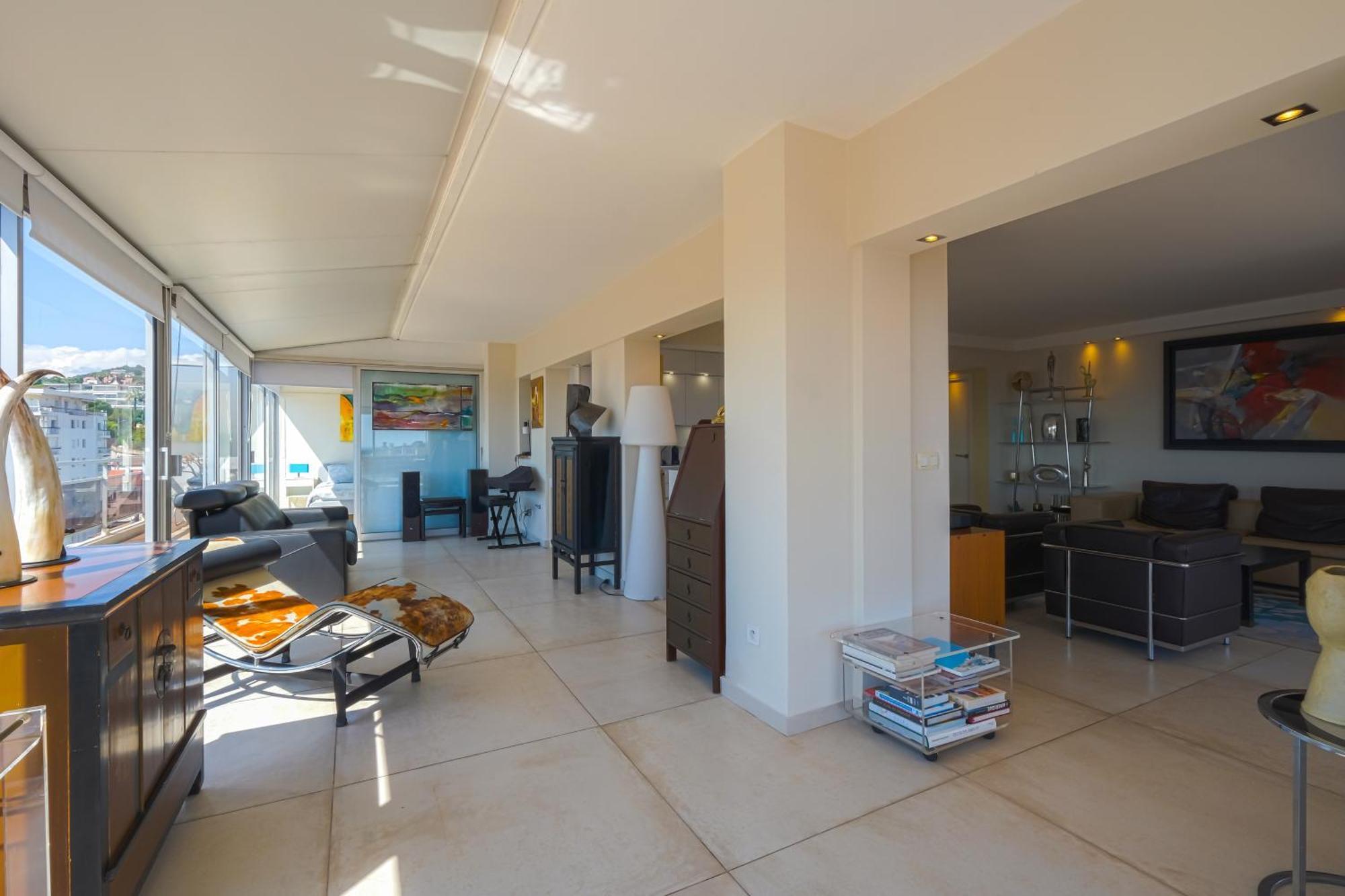 Villa Sur Le Toit - Vue Mer Exceptionnelle คานส์ ภายนอก รูปภาพ