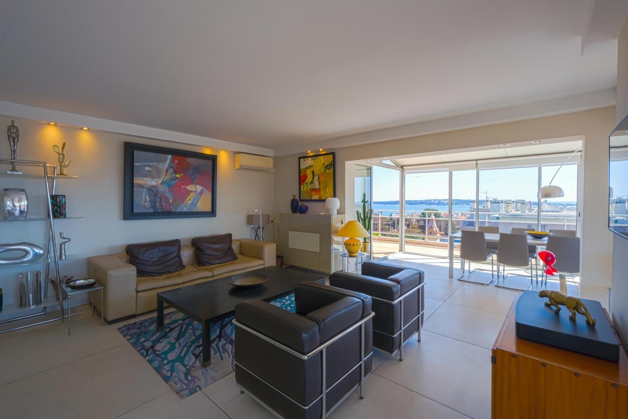 Villa Sur Le Toit - Vue Mer Exceptionnelle คานส์ ภายนอก รูปภาพ